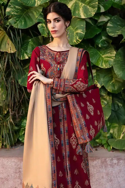 Jazmin | Dastaan Luxury Winter 23 | DW23-D1 - Pakistani Designer Dress - by Jazmin | Type: Luxury - 100% Original at Saira Sultan