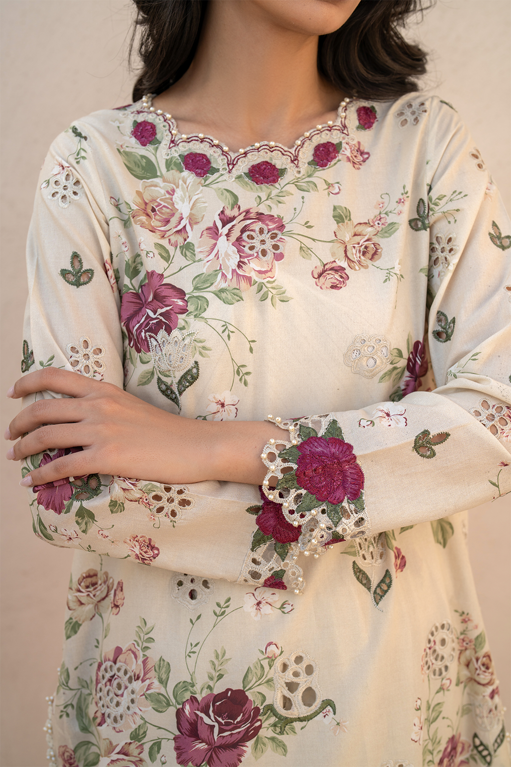 Iznik | Festive Lawn 25 | EFL-05 M Beige Lawn