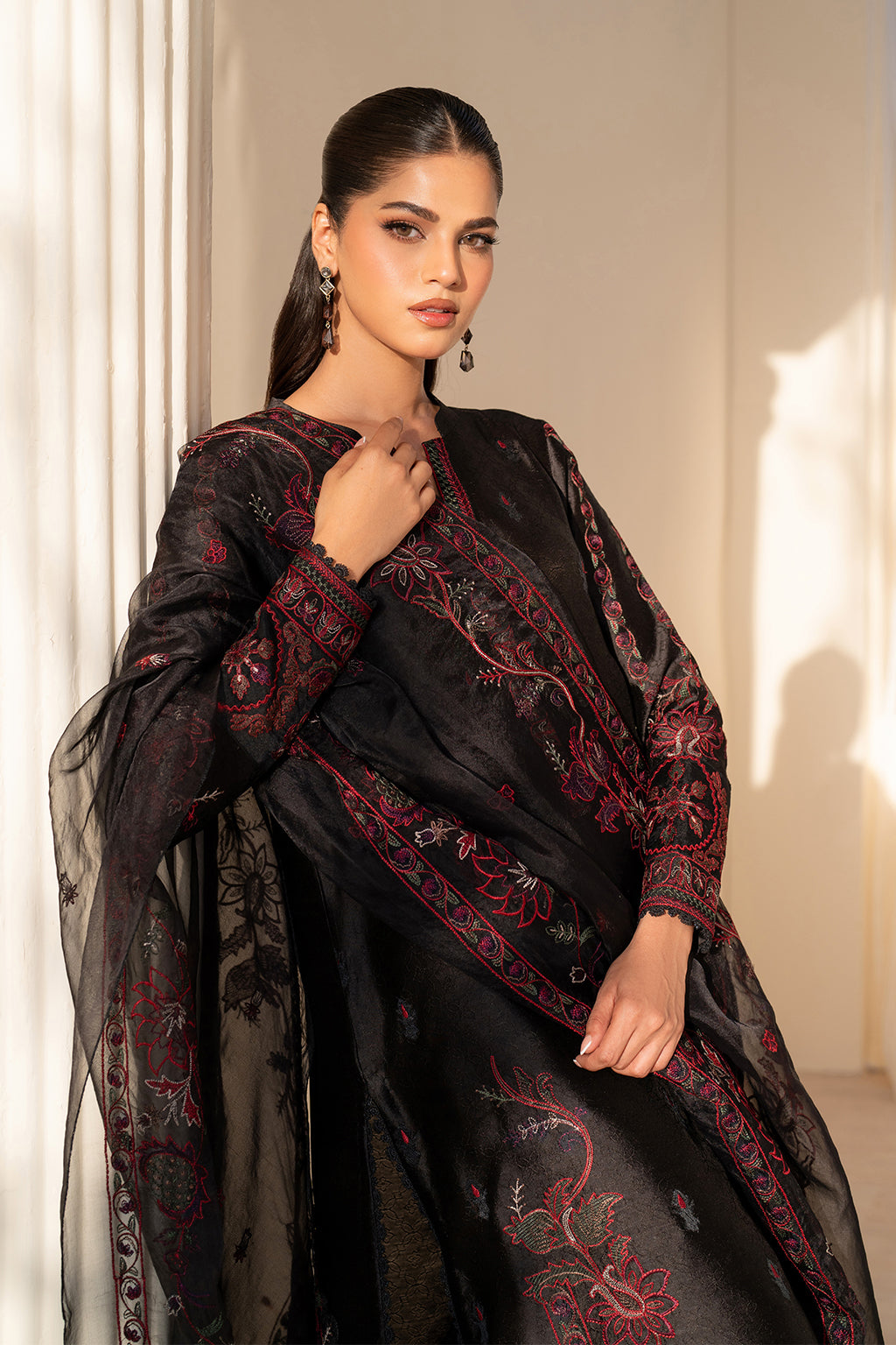 Iznik | Festive Formal | UE-434 Embroidered Pure silk - Pakistani Designer Dress - by Iznik - Type : Ladies Clothes - 100% Original at Saira Sultan