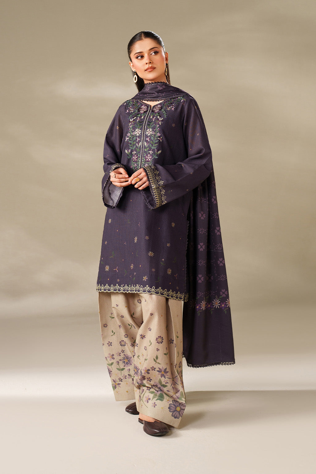 Iznik | Winter Chapter 25 | UE-568 Printed Khaddar by Iznik - Designer Dress - Type : Ladies Clothes - Available at Saira Sultan - 100% Original 