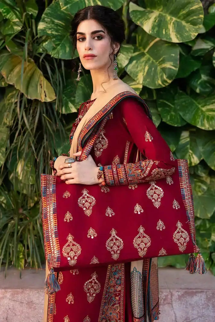 Jazmin | Dastaan Luxury Winter 23 | DW23-D1 - Pakistani Designer Dress - by Jazmin | Type: Luxury - 100% Original at Saira Sultan
