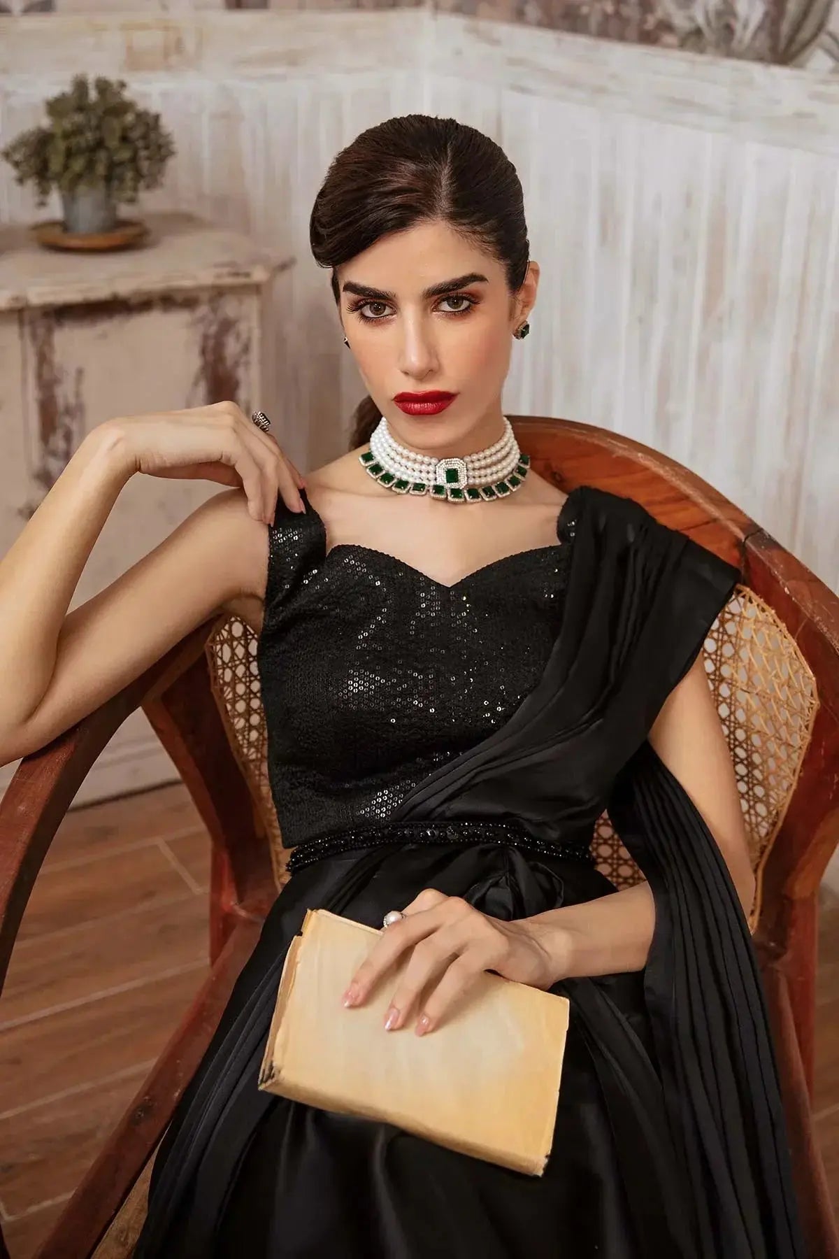 Mina Kashif | Ala Mode Luxury Formals 23 | Elena - Pakistani Designer Dress - by Mina Kashif | Type: Luxury - 100% Original at Saira Sultan