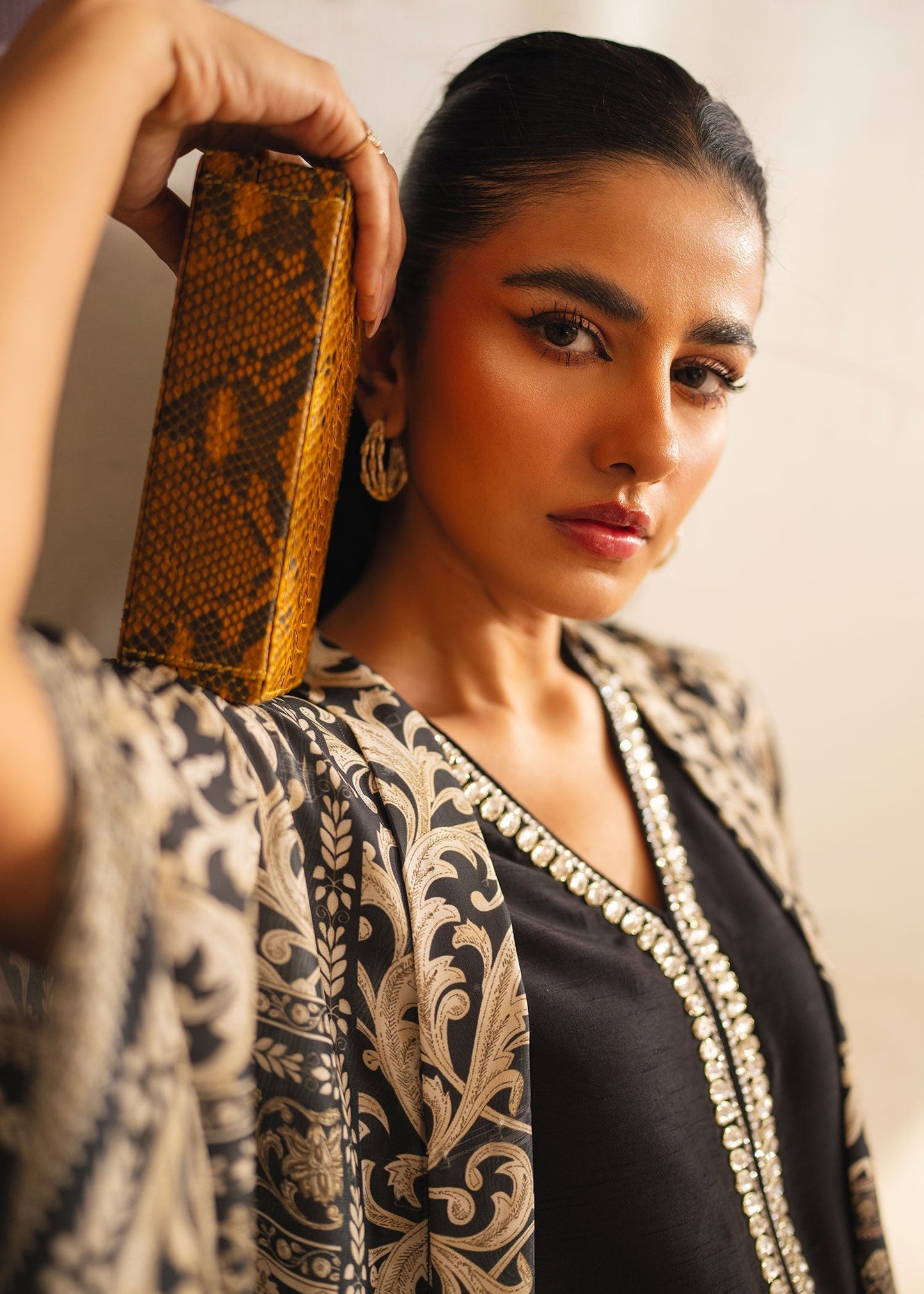 Mahgul | Eye of Cemal | Evening Eyes Custom Size Black Korean Raw Silk