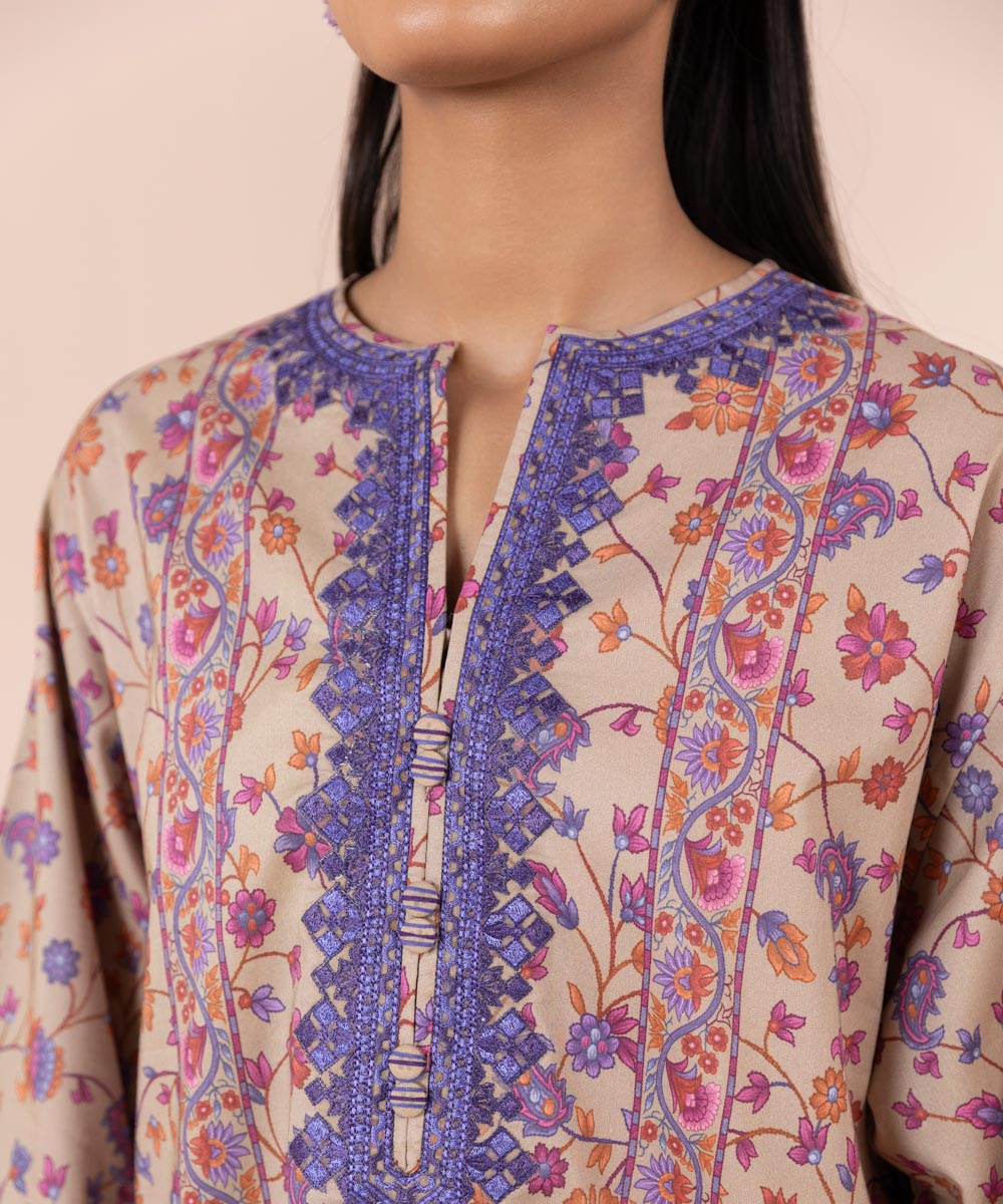Sapphire | Eid Collection | D01 - Pakistani Designer Dress - by Sapphire | Type: Luxury - 100% Original at Saira Sultan