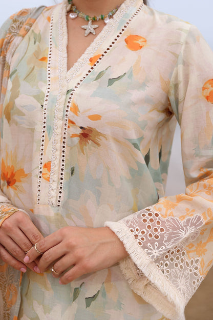 Nureh | Gardenia Embroidered Lawn 25 | NSG-169 XL Ivory Lawn