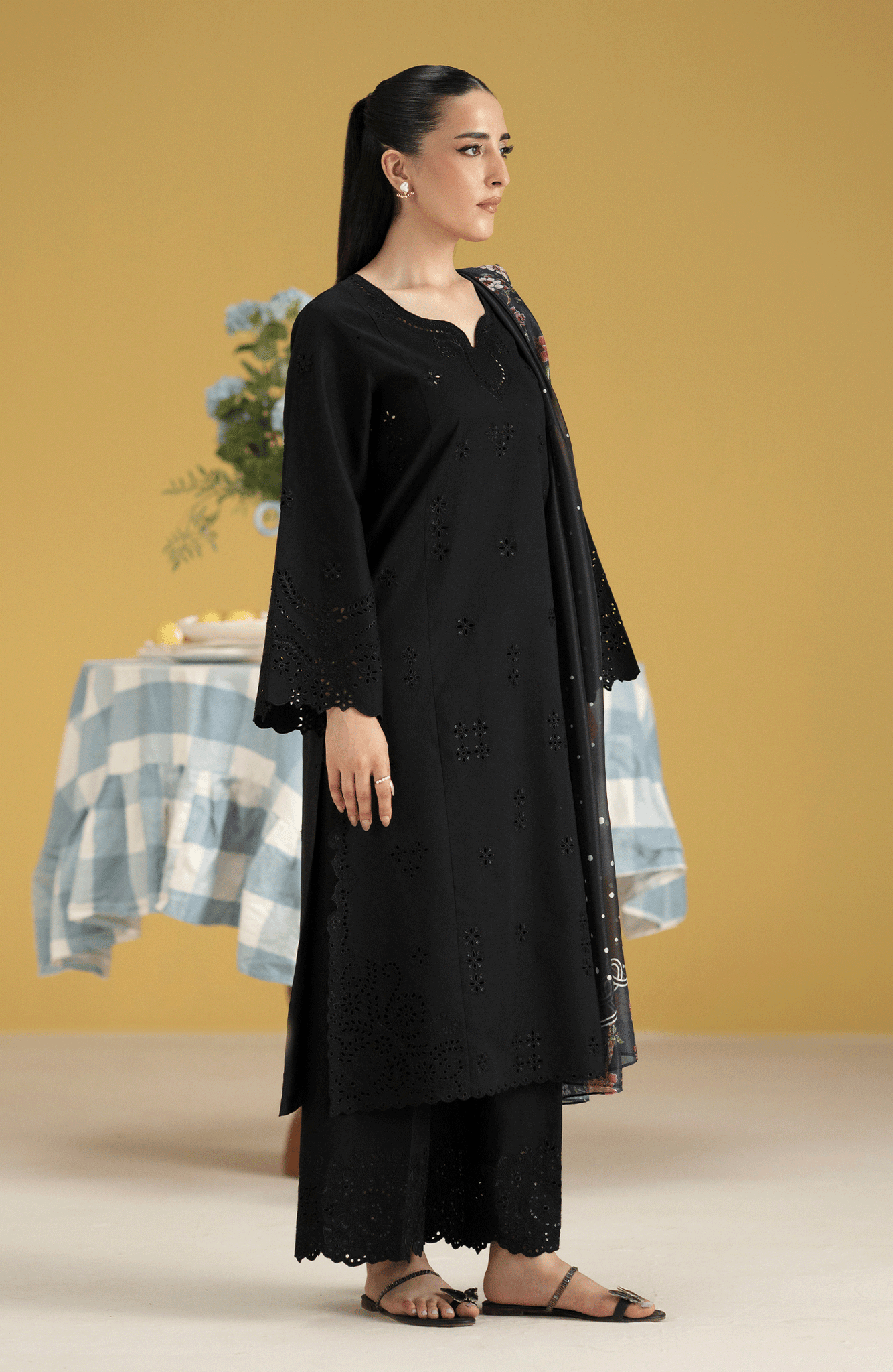 Seran | Luxury Pret | ZYLA - 3pc - Pakistani Designer Dress - by Seran - Type : Ladies Clothes - 100% Original at Saira Sultan