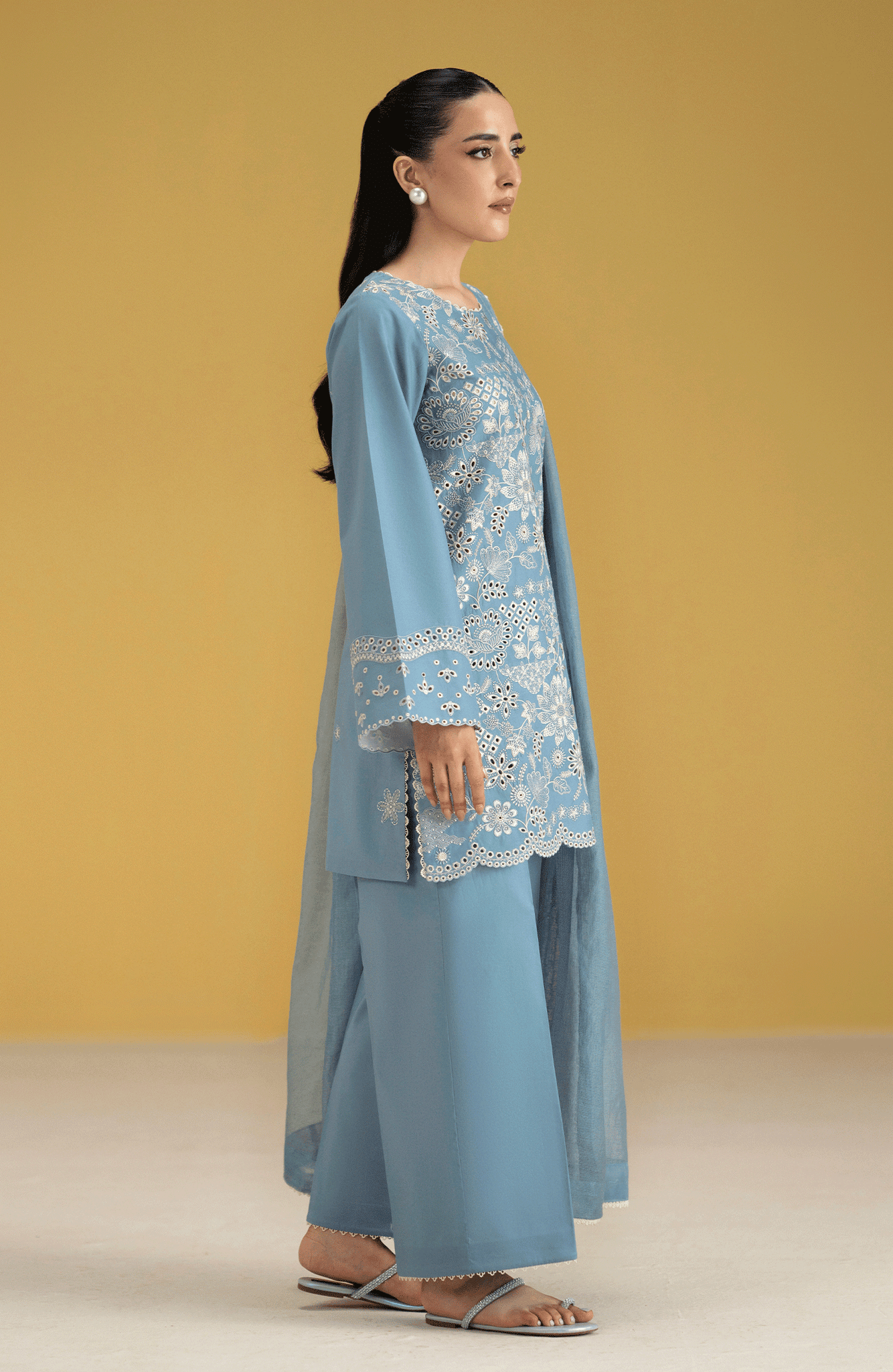 Seran | Luxury Pret | ARLA - 3pc - Pakistani Designer Dress - by Seran - Type : Ladies Clothes - 100% Original at Saira Sultan