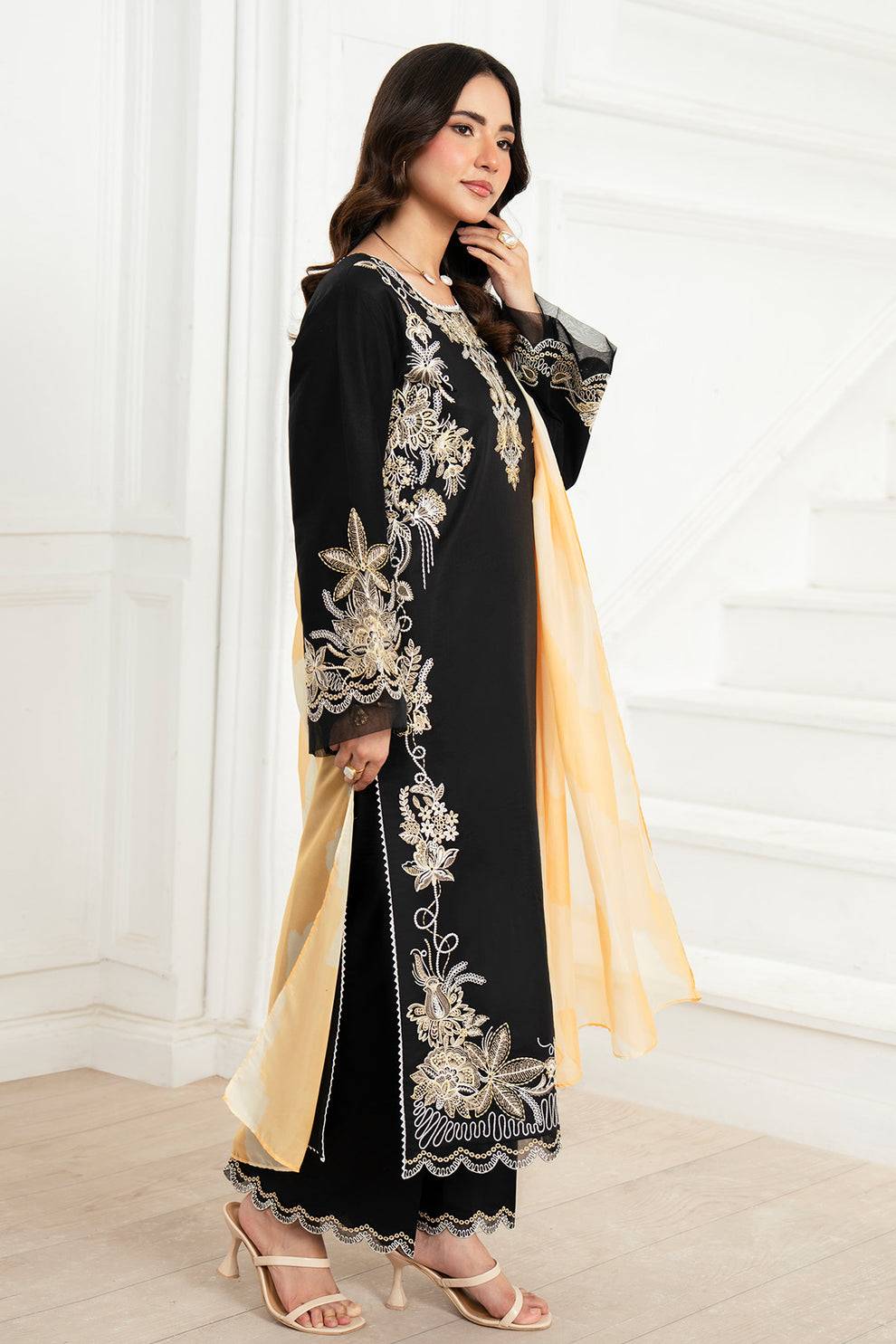 Imrozia Premium | Kianna Casuals | SP-88 Irit - Pakistani Designer Dress - by Imrozia Premium - Type : Ladies Clothes - 100% Original at Saira Sultan