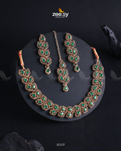 Elara Necklace Champagne & Green