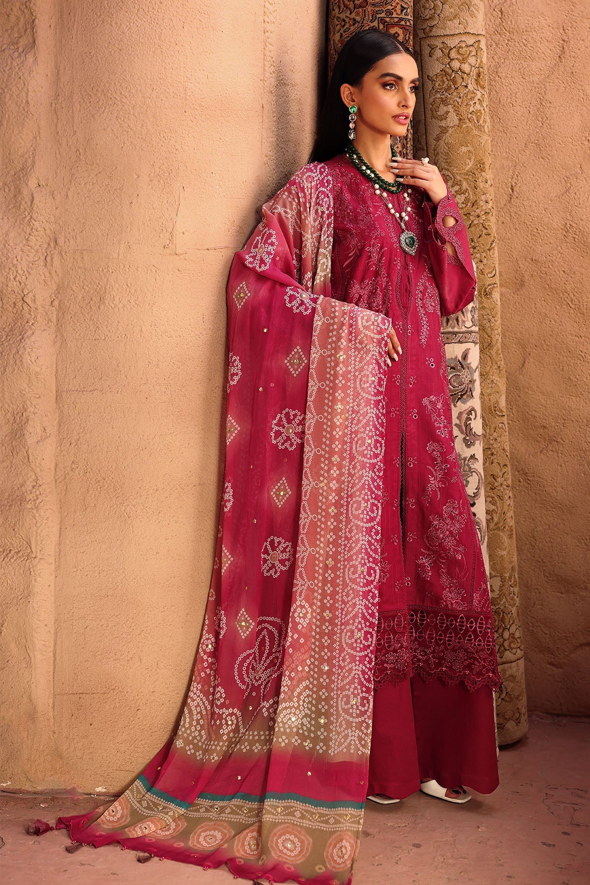 Nureh | Bazaar Lawn | NE-158 XS Maroon Lawn