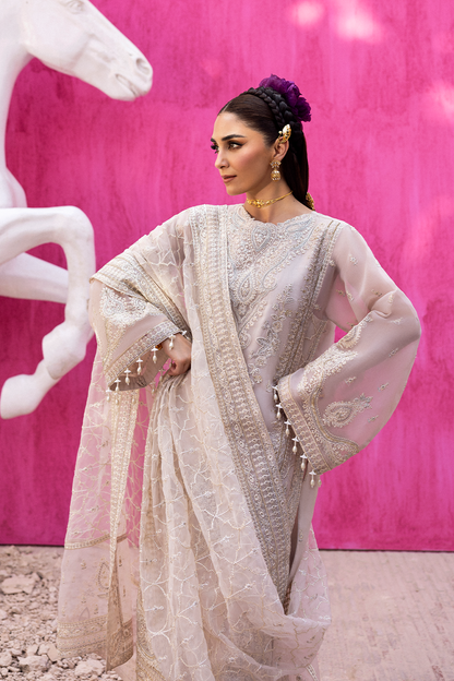 Emaan Adeel I The Empress Wedding Formals I LUMESSE - Pakistani Designer Dress - by Emaan Adeel - Type : Ladies Clothes - 100% Original at Saira Sultan