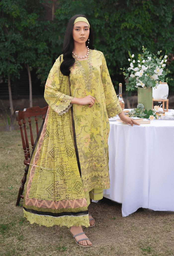 Humdum | Gardenia Lawn 24 | Printkari Lawn PLG 09 - Pakistani Designer Dress - by HumDum | Type: Luxury - 100% Original at Saira Sultan