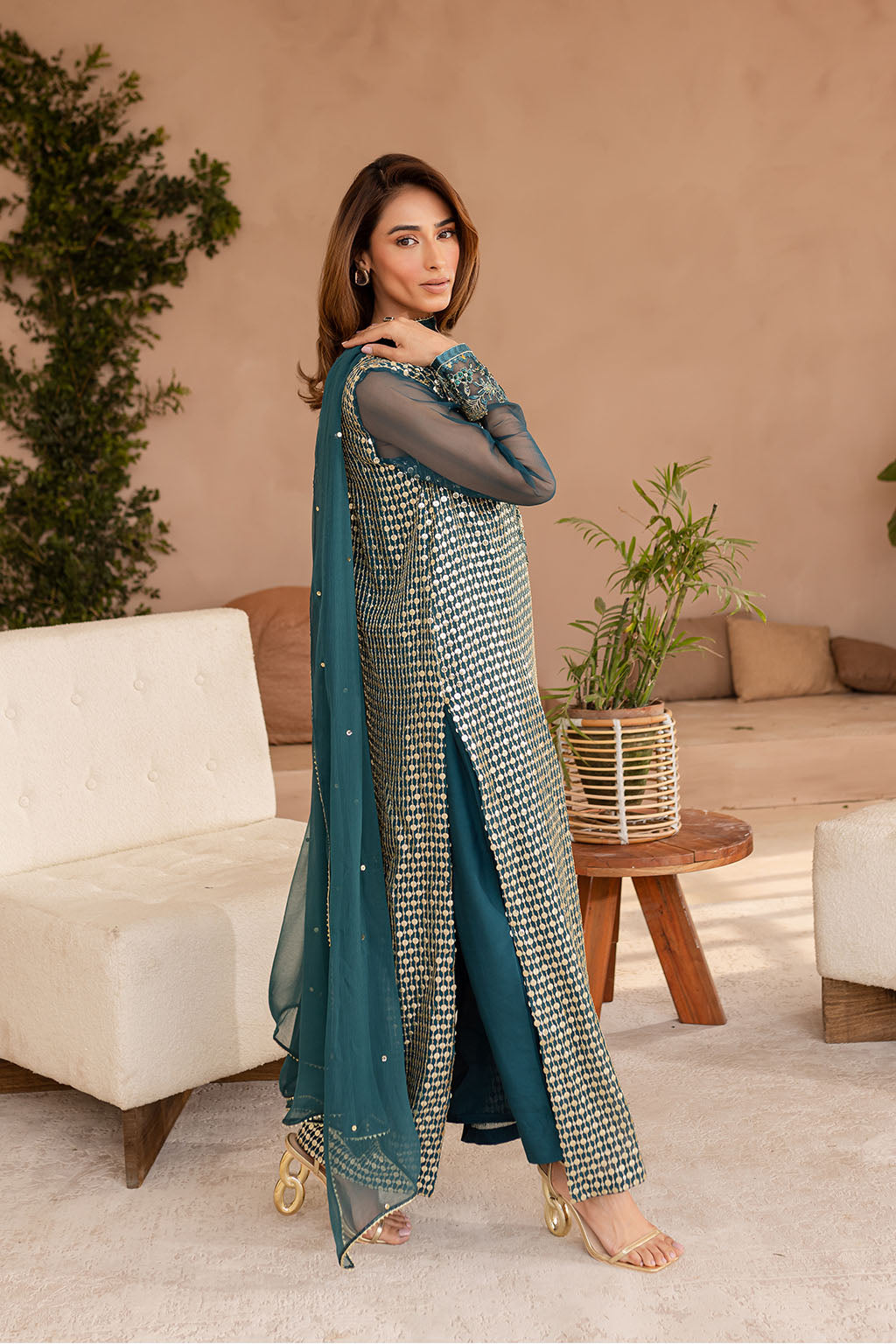 Vanya | Veranda Fromals | VR-03 XL Teal Green Chiffon