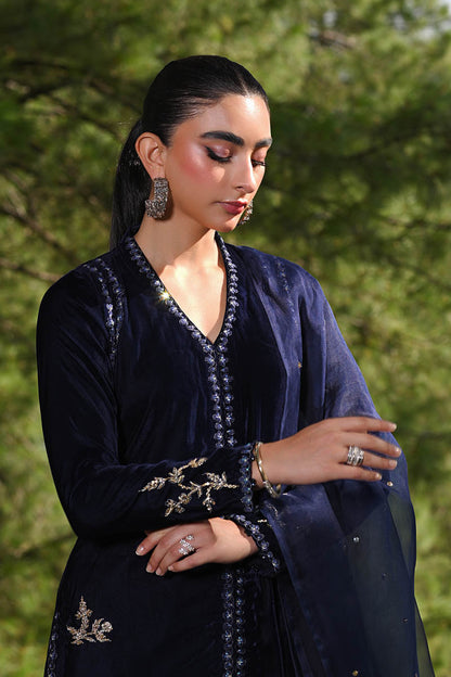 Hue Pret | Farasha Luxury Winter | Meliha M Navy Blue Pure Velvet