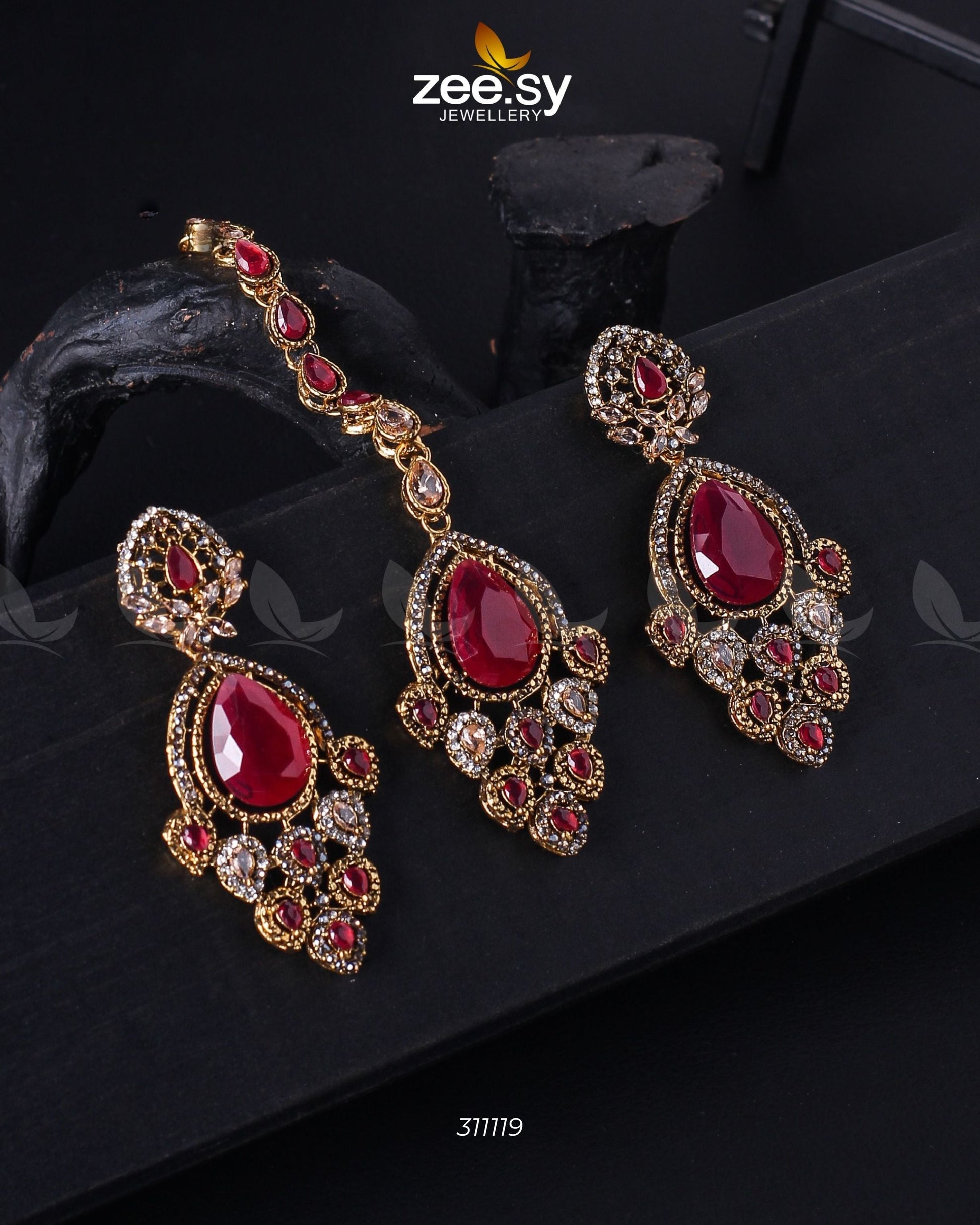Dangle Earrings Ruby