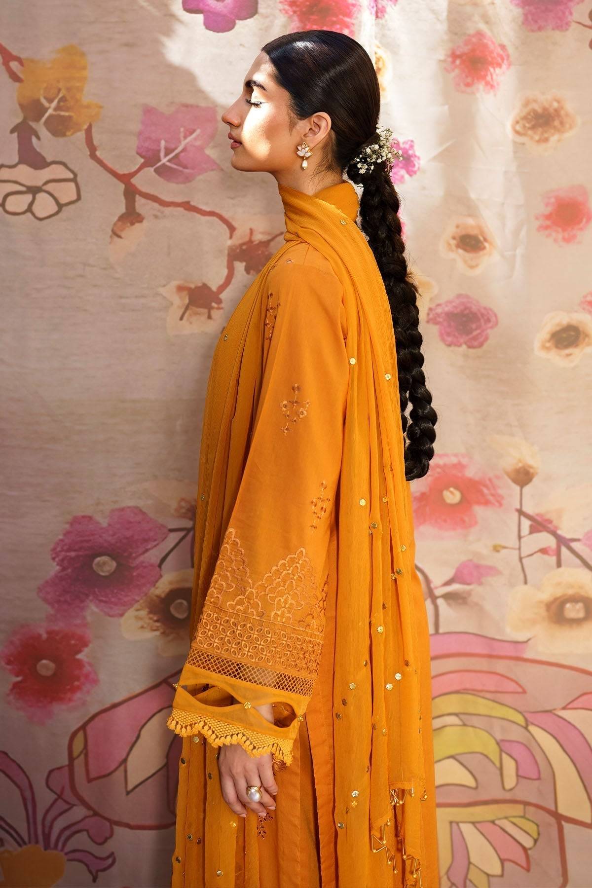 Nureh | Bazaar Lawn | NS-138 - Pakistani Designer Dress - by Nureh | Type: Luxury - 100% Original at Saira Sultan