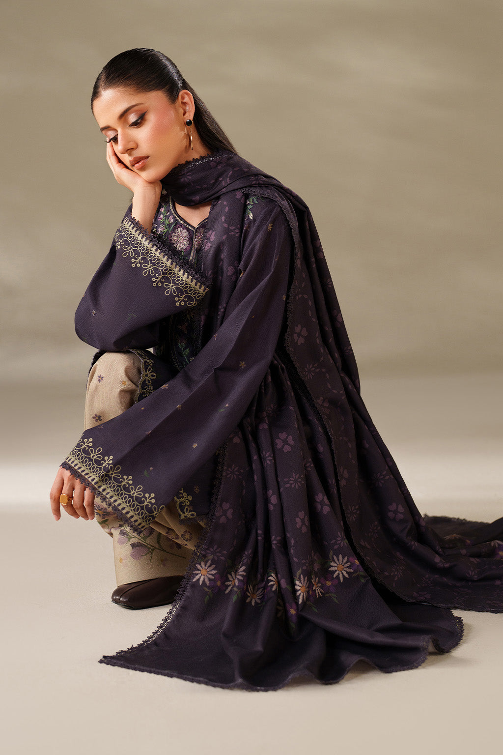 Iznik | Winter Chapter 25 | UE-568 Printed Khaddar by Iznik - Designer Dress - Type : Ladies Clothes - Available at Saira Sultan - 100% Original 