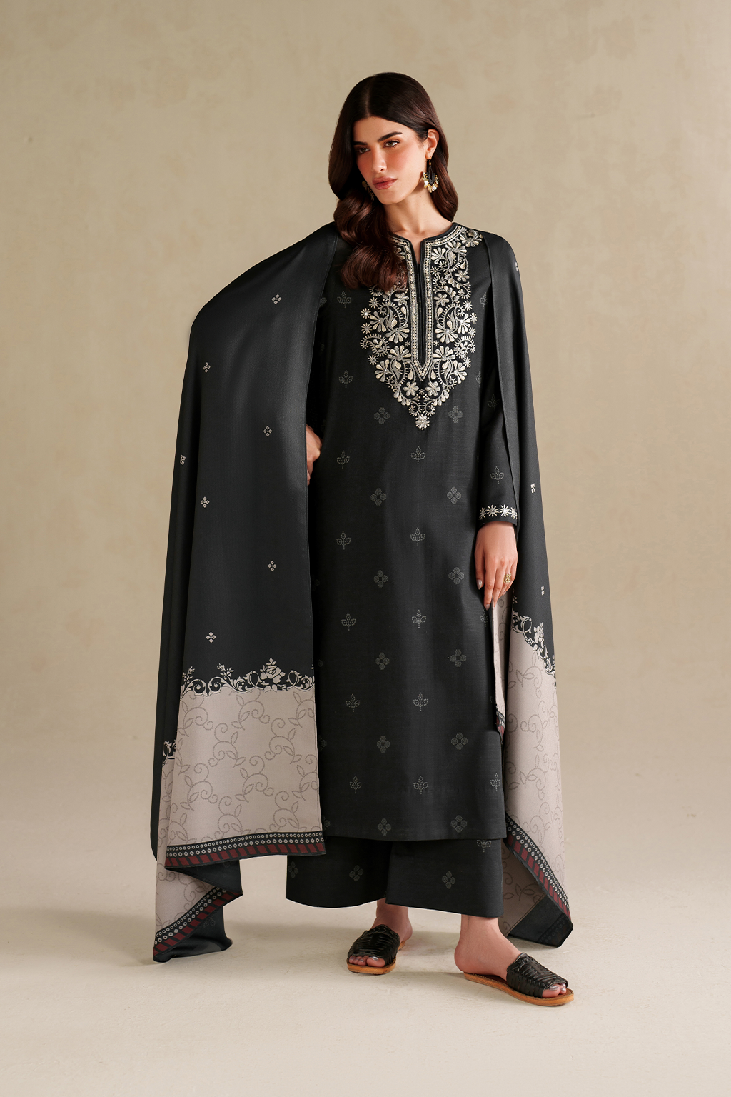 Iznik | Winter Chapter 25 | UE-591 Printed Khaddar by Iznik - Designer Dress - Type : Ladies Clothes - Available at Saira Sultan - 100% Original 