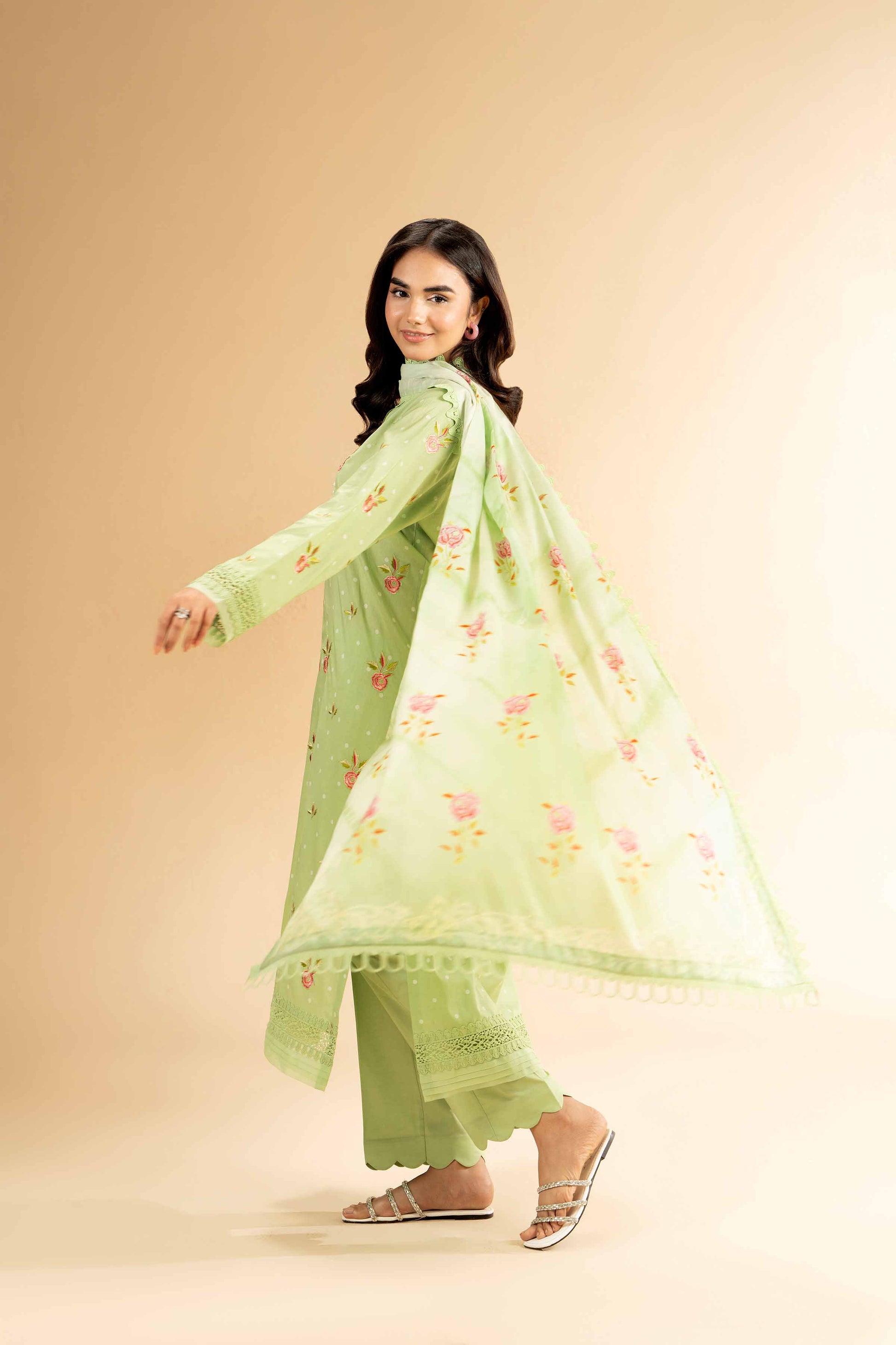 Nishat | Cross Season Edit | 42401819-1 S Green Lawn