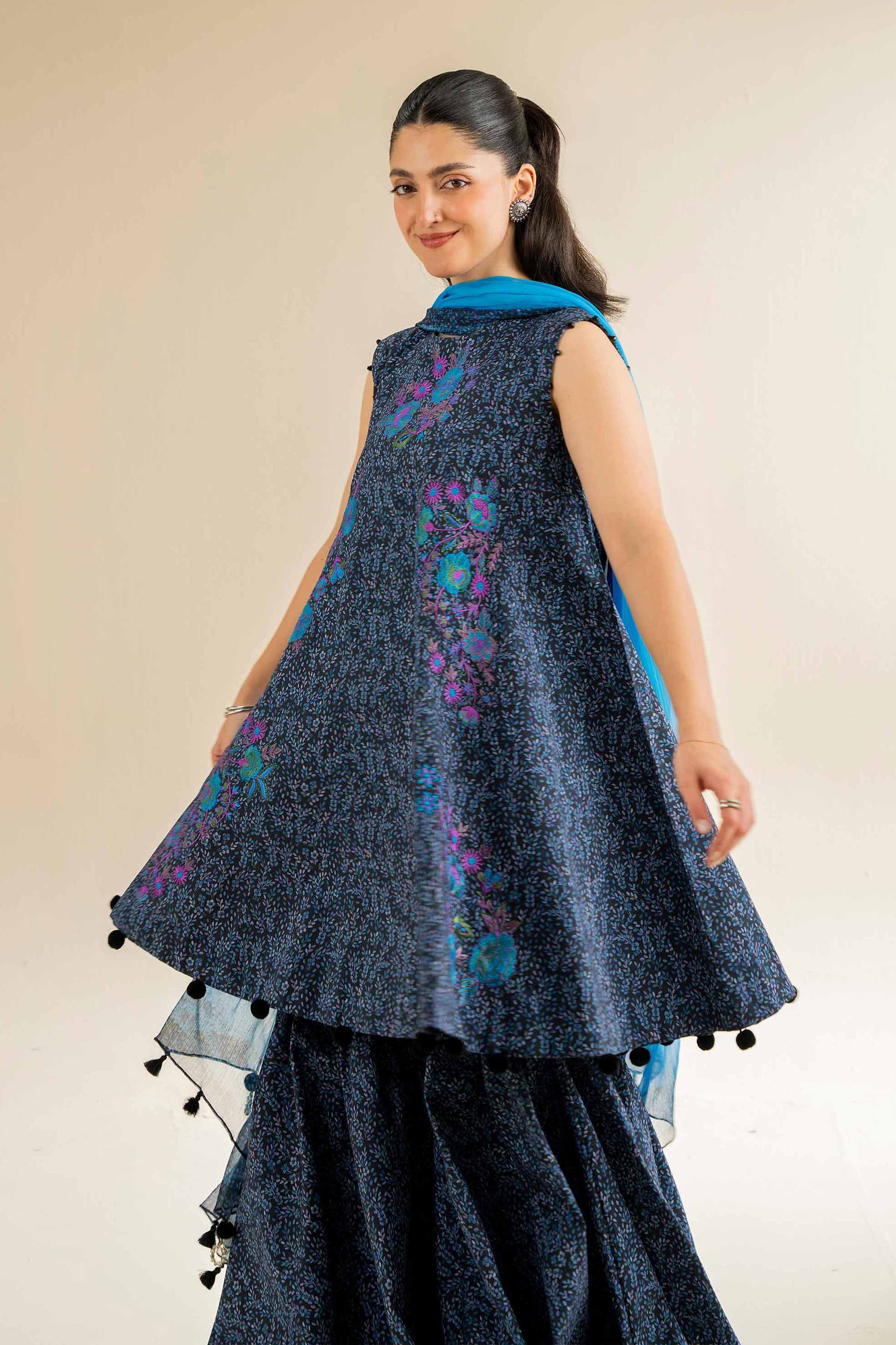 Nishat | Cross Season Edit | 42501084 XL Black Cambric