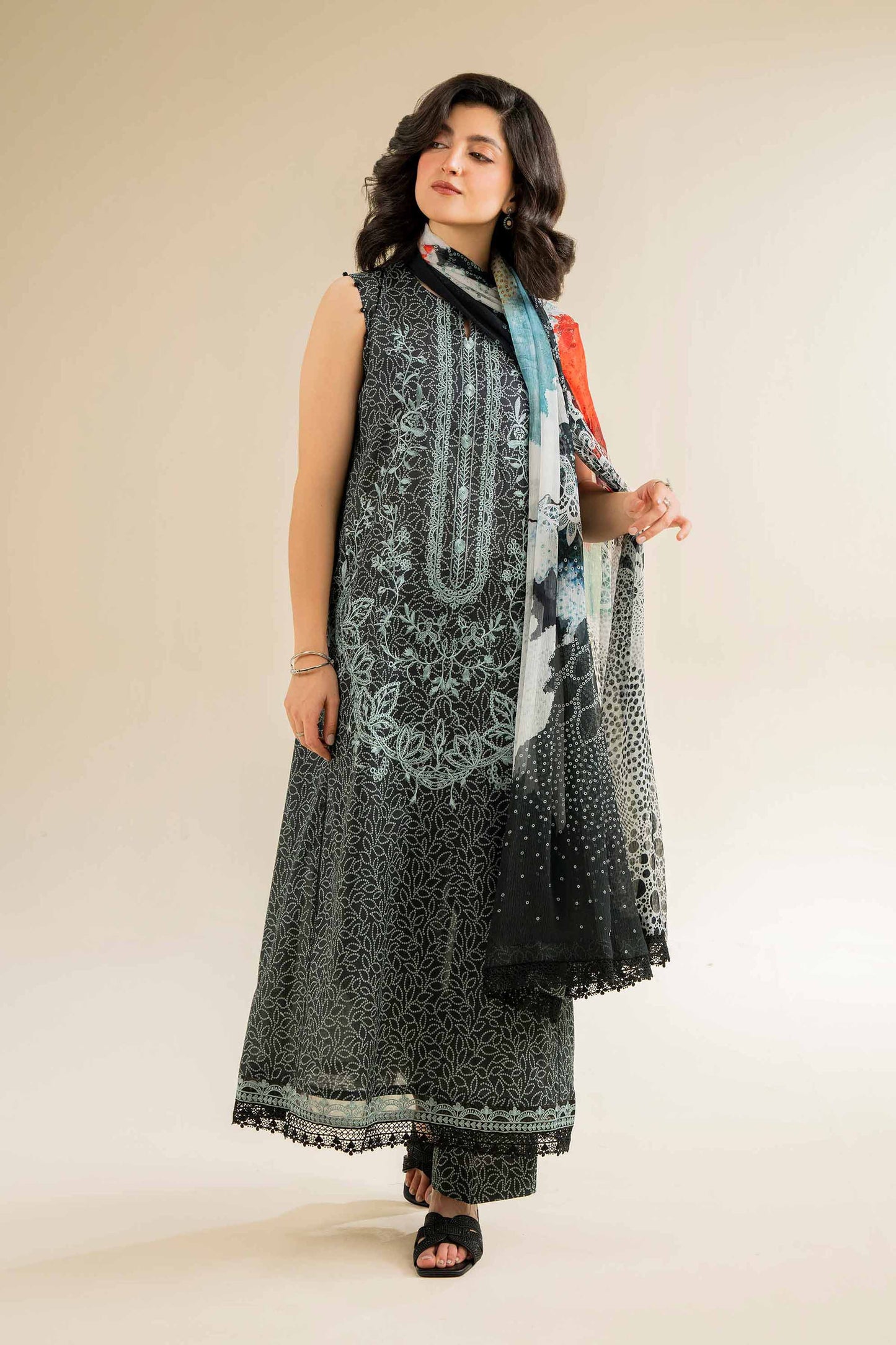 Nishat | Cross Season Edit | 42501090 XS Black Cambric
