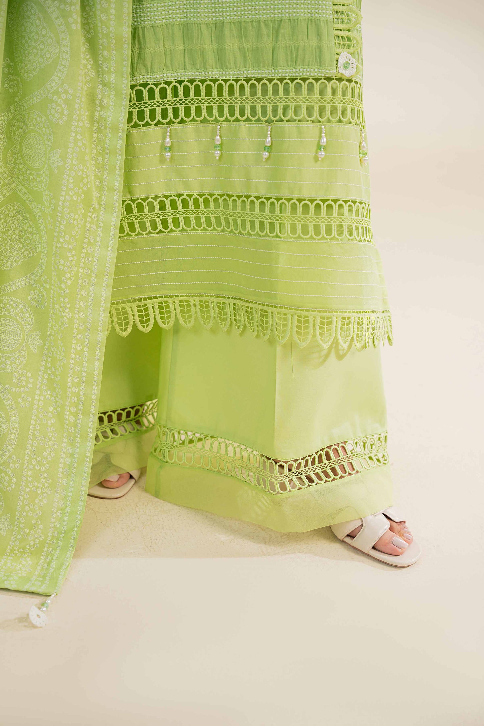 Nishat | Cross Season Edit | 42501109 L Parrot Green Jacquard