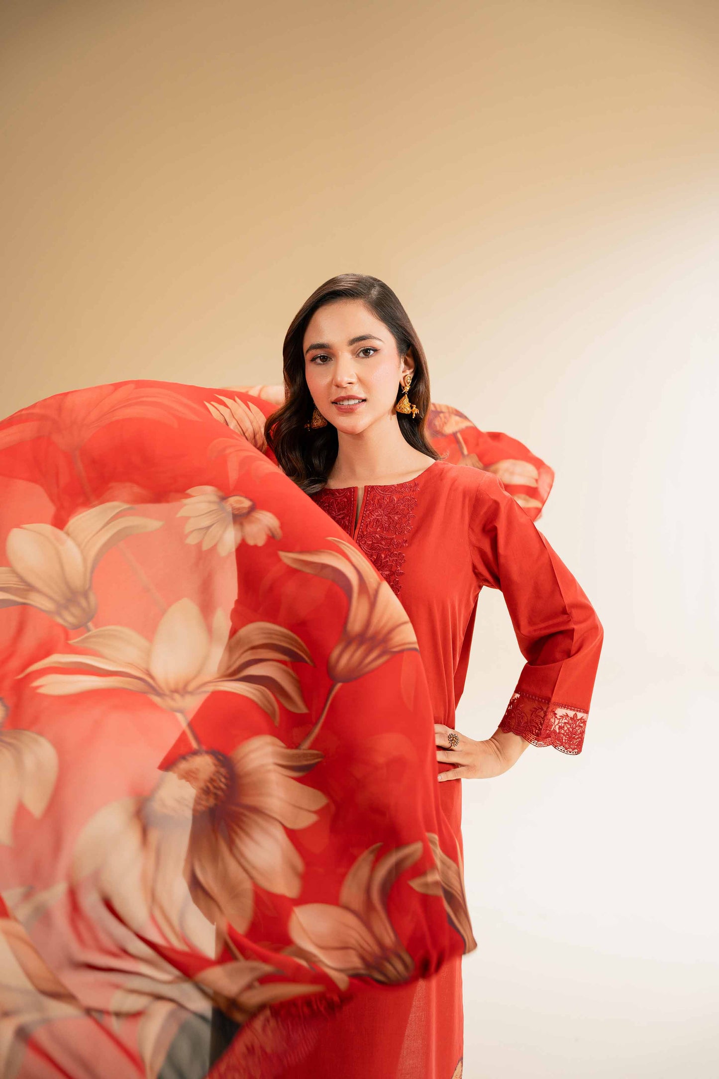 Nishat | Cross Season Edit | 42519165 L Red Cambric