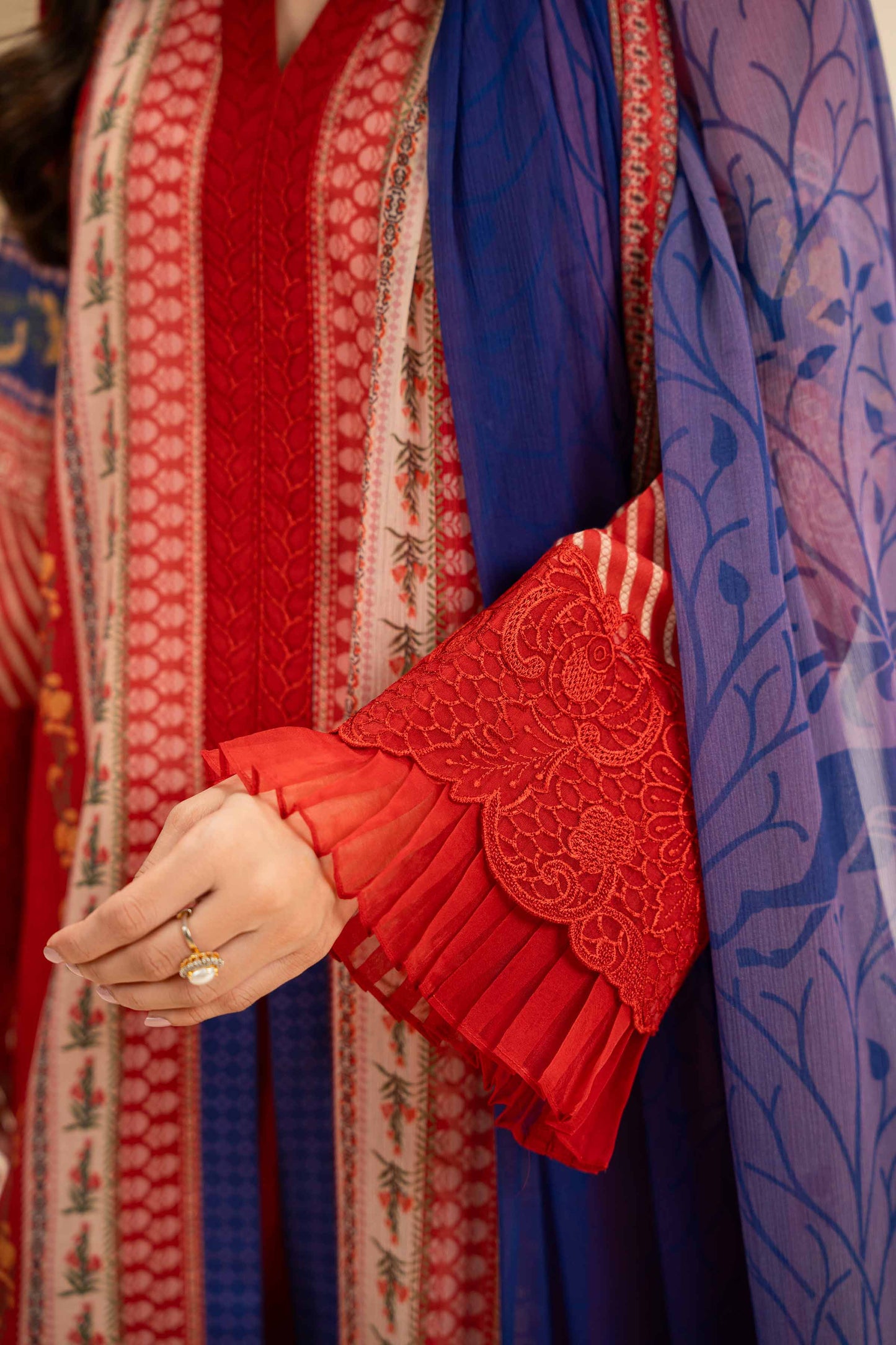 Nishat | Cross Season Edit | 42519396 M Red Lawn
