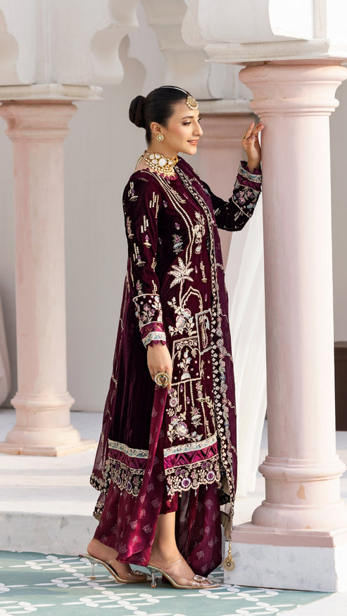 Zebtan | Andaz e Makhmal | ZAM-09 XL Maroon Velvet