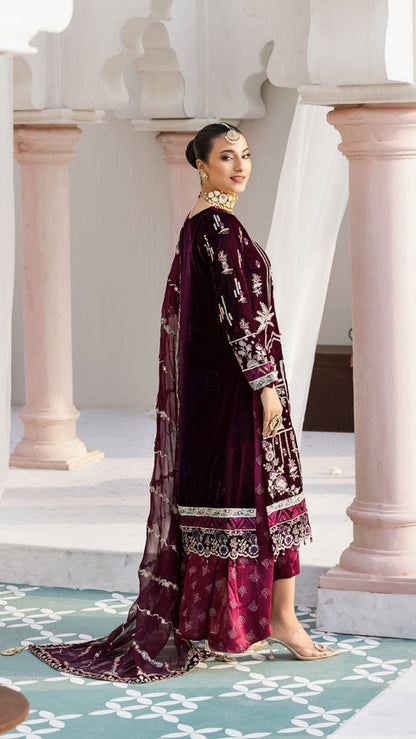 Zebtan | Andaz e Makhmal | ZAM-09 S Maroon Velvet