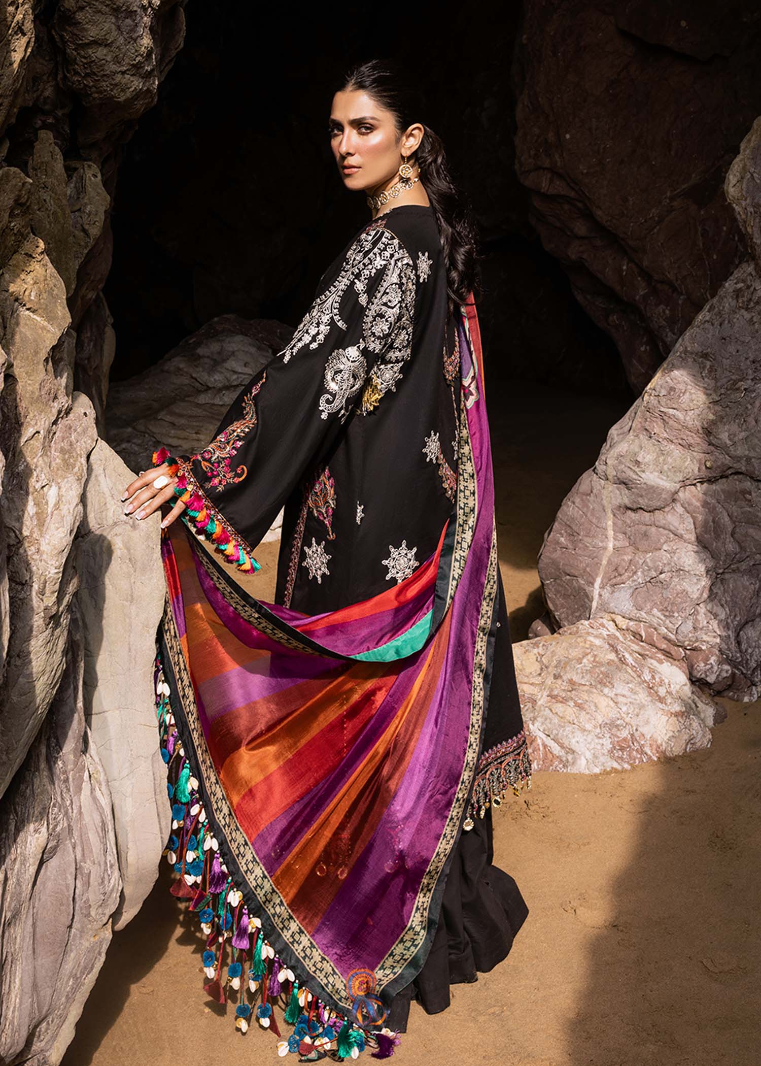 Sadaf Fawad Khan | Siraa Luxury Lawn 24| Nuha (A) S