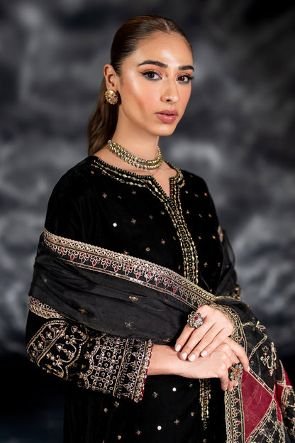 Naqshi | Makhmal 24 | ZUNI L Black Velvet