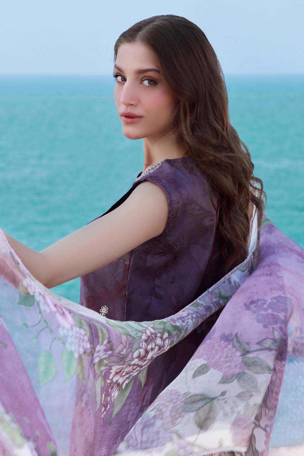 Seran | Afsanah Lawn 25 | MYRA M Dark Purple Lawn