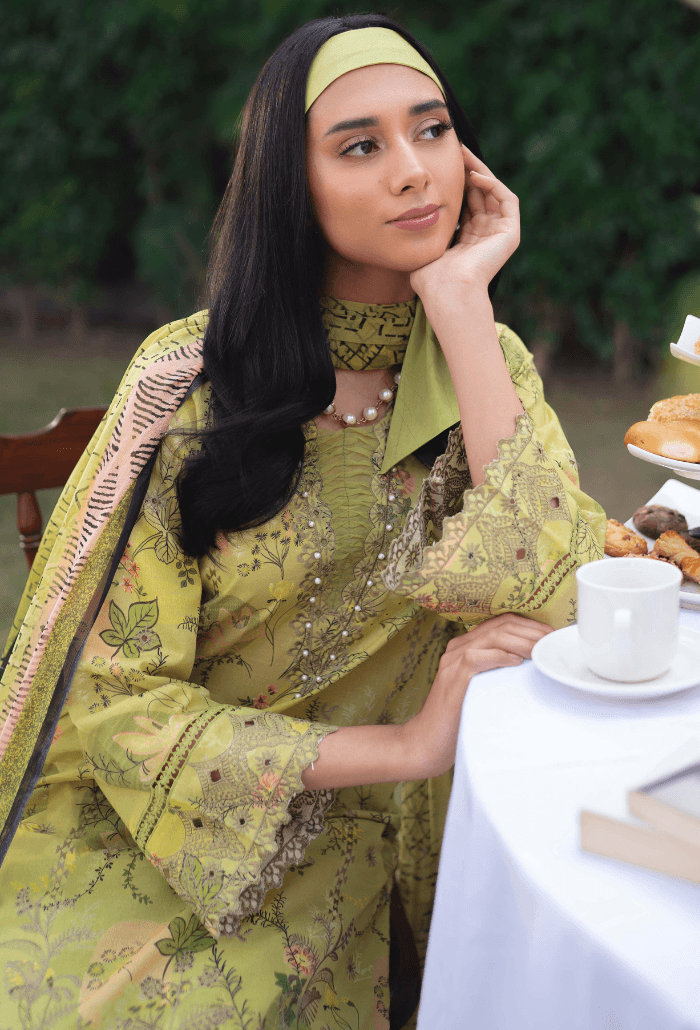 Humdum | Gardenia Lawn 24 | Printkari Lawn PLG 09 - Pakistani Designer Dress - by HumDum | Type: Luxury - 100% Original at Saira Sultan