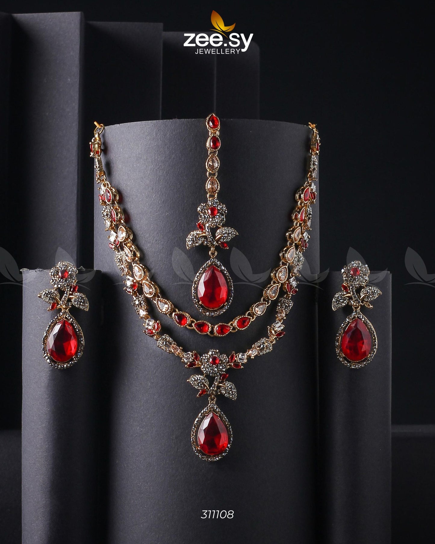 Amelia Necklace Set Red