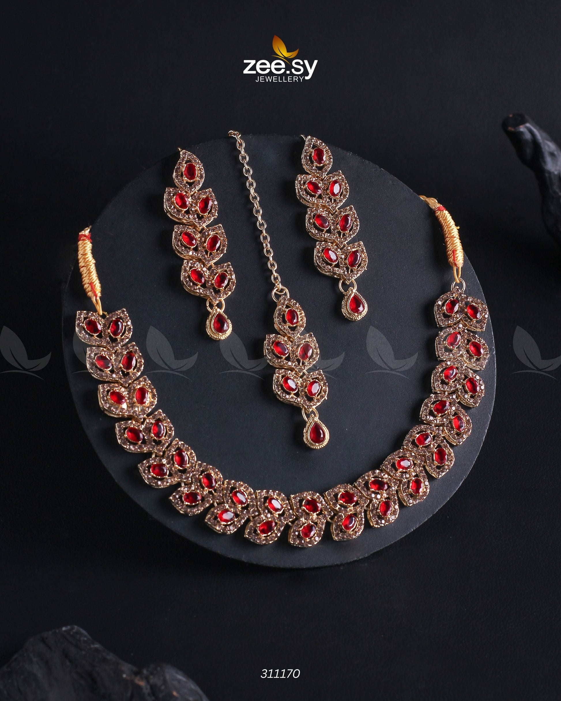 Elara Necklace champagne & Red