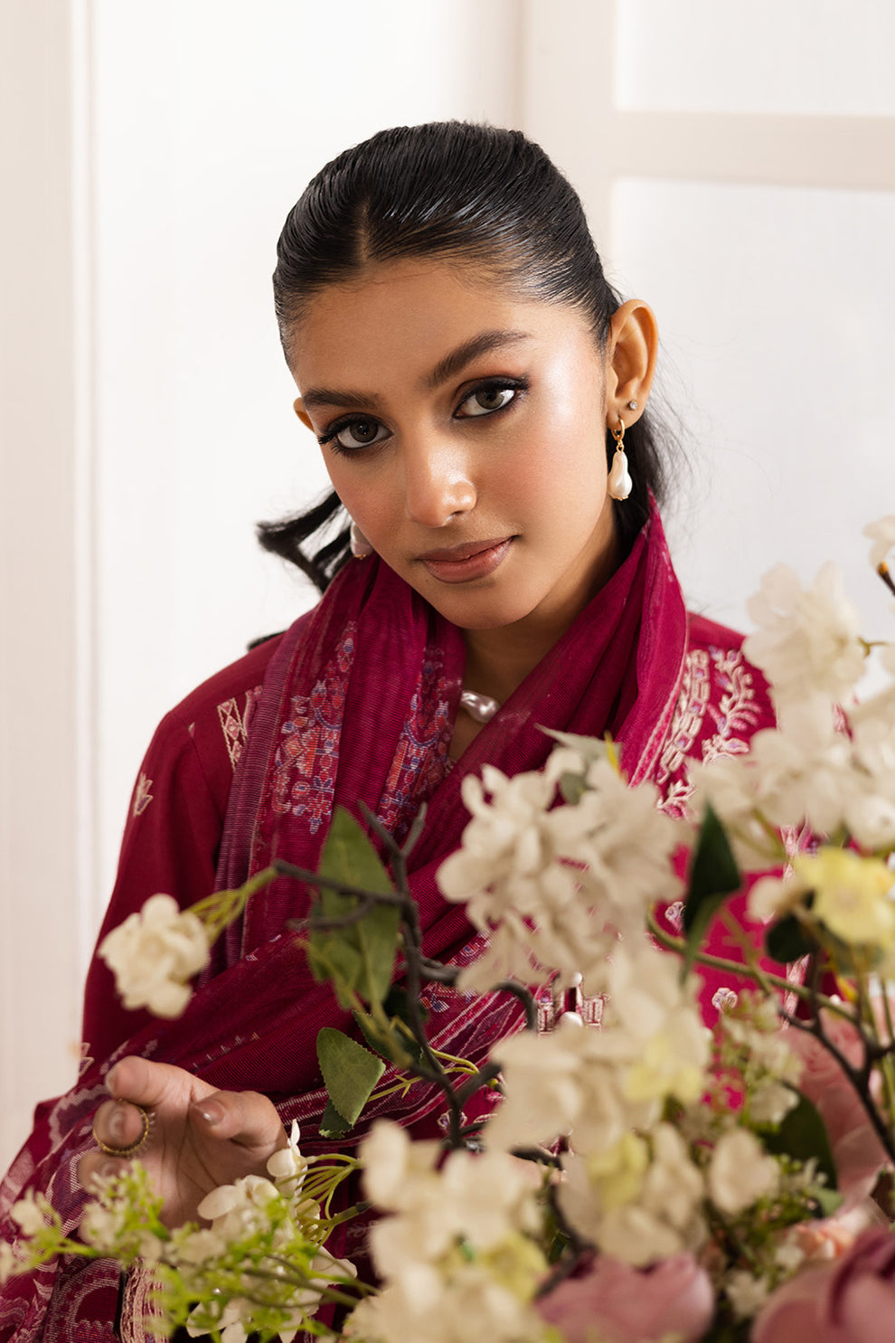 Maryum N Maria | Mira Luxury Lawn | NARGES - FS50108 M Carmine Lawn