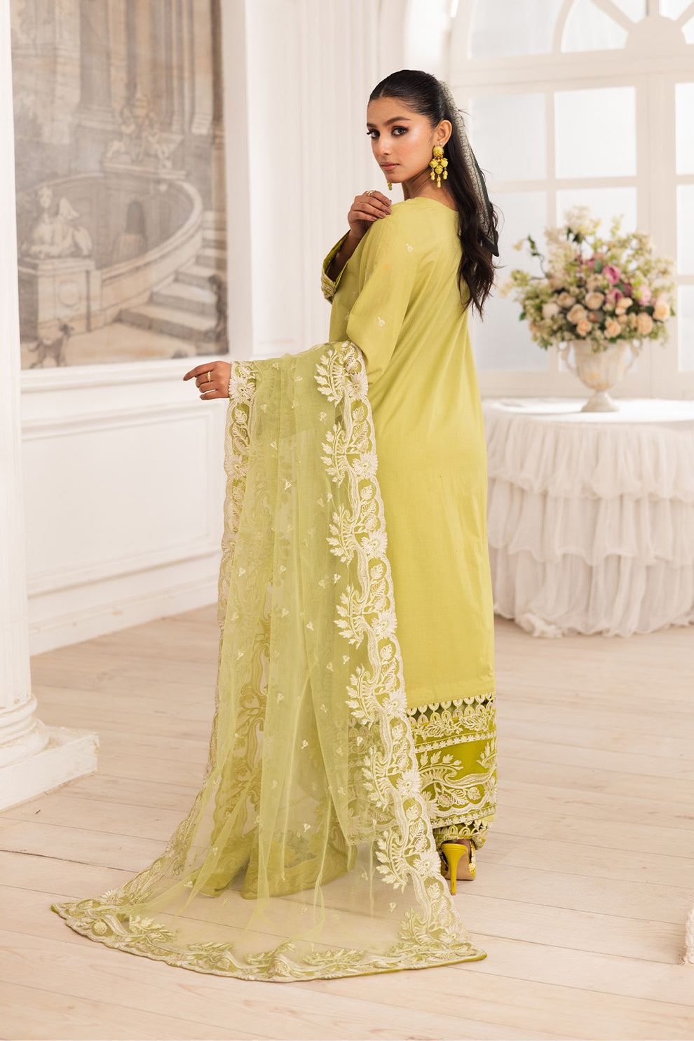 Maryum N Maria | Mira Luxury Lawn | MOZHDEH - FS50115 S Olive Lawn