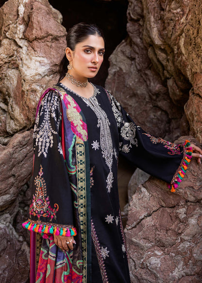 Sadaf Fawad Khan | Siraa Luxury Lawn 24| Nuha (A) M