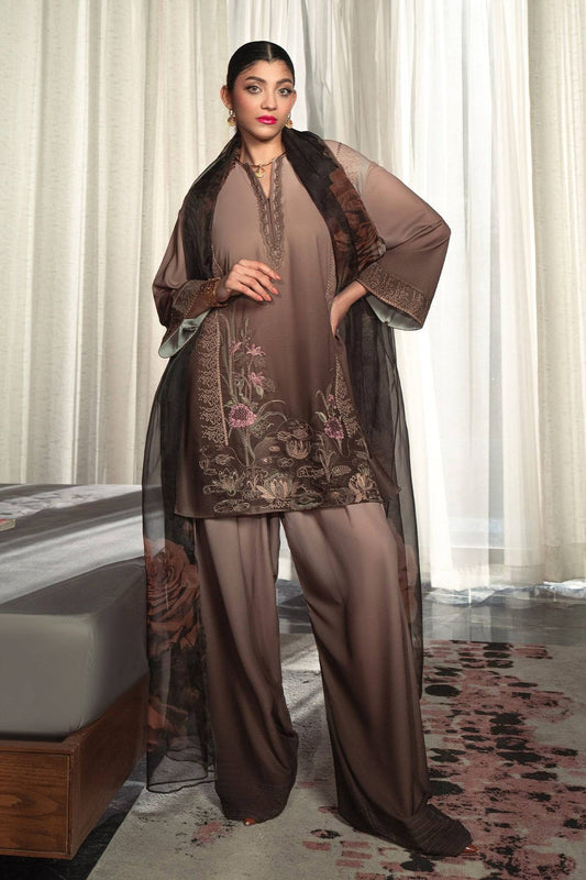 Erum Khan | Eid Edit 25 | Mocha Muse - Pakistani Designer Dress - by Erum Khan | Type: Ladies Clothes - 100% Original at Saira Sultan