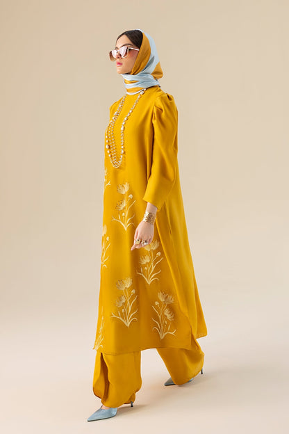 Erum Khan | Lillia Summer Edit | Honey Haze XL Gold Charmeuse Silk