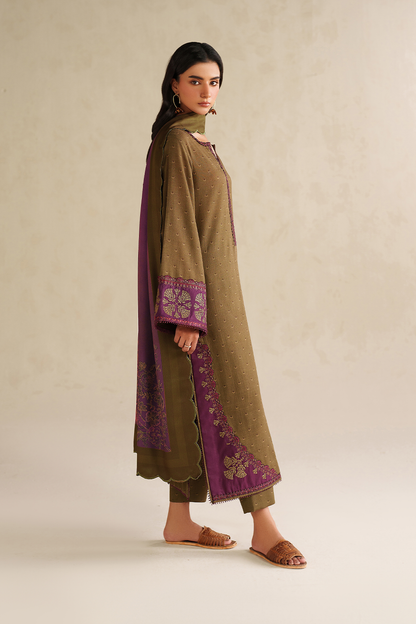 Iznik | Winter Chapter 25 | UE-573 Printed Khaddar by Iznik - Designer Dress - Type : Ladies Clothes - Available at Saira Sultan - 100% Original 