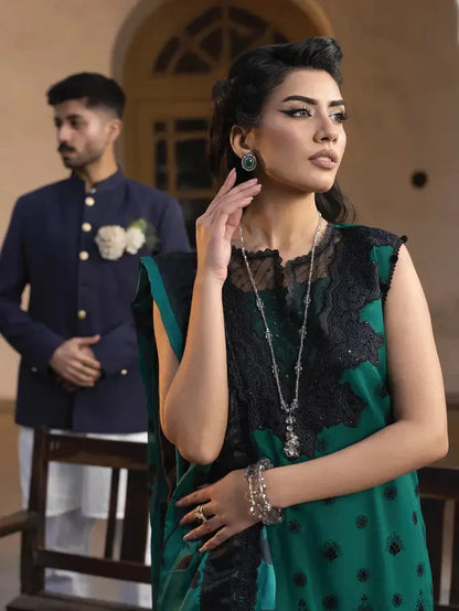 Faiza Faisal | Maya Luxury Lawn | Jaana - Pakistani Designer Dress - by Faiza Faisal | Type: Luxury - 100% Original at Saira Sultan