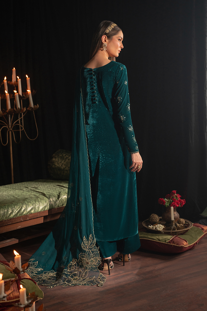 Iznik | Velvet 25 | IV-47 Embroidered Velvet by Iznik - Designer Dress - Type : Ladies Clothes - Available at Saira Sultan - 100% Original 