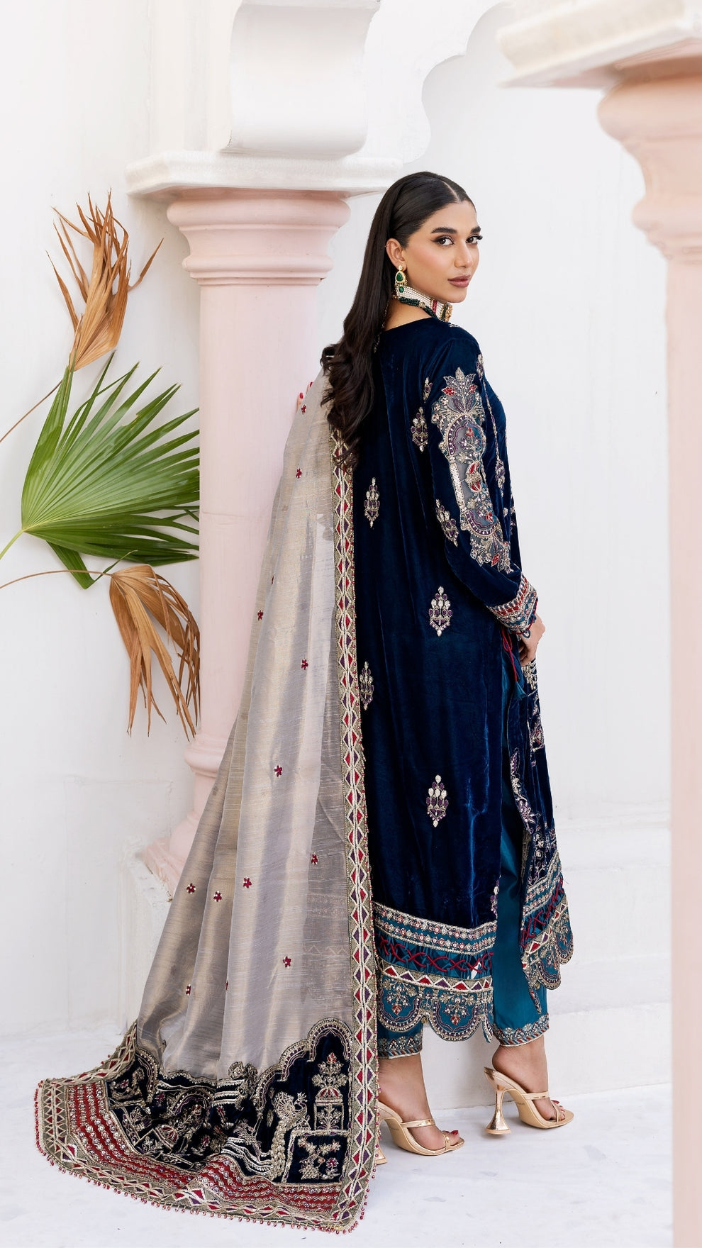 Zebtan | Andaz e Makhmal | ZAM-12 S Teal Blue Velvet