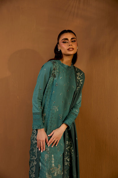 Sobia Nazir | Winter Shawl 25 | Design 5A by Sobia Nazir - Designer Dress - Type : Ladies Clothes - Available at Saira Sultan - 100% Original 