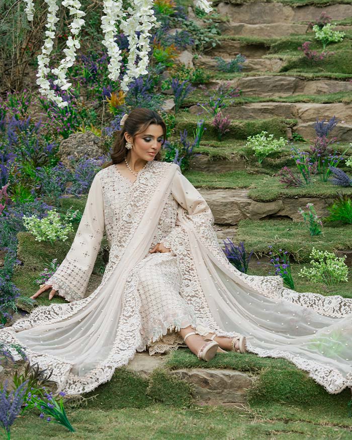 Zevk | Flora Festive Lawn | ASEEL XL Off White Lawn
