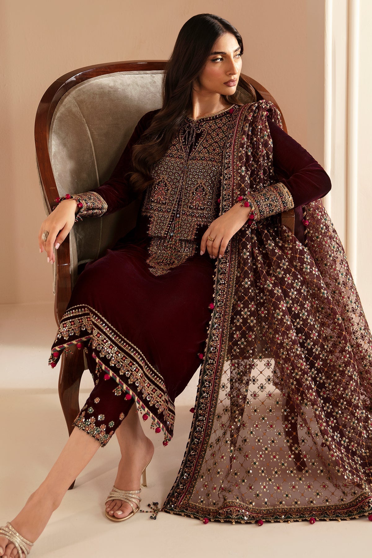 Jazmin | Velvet Edit 24 | Velvet Formal VF-2022 - Pakistani Designer Dress - by Jazmin | Type: Formal - 100% Original at Saira Sultan