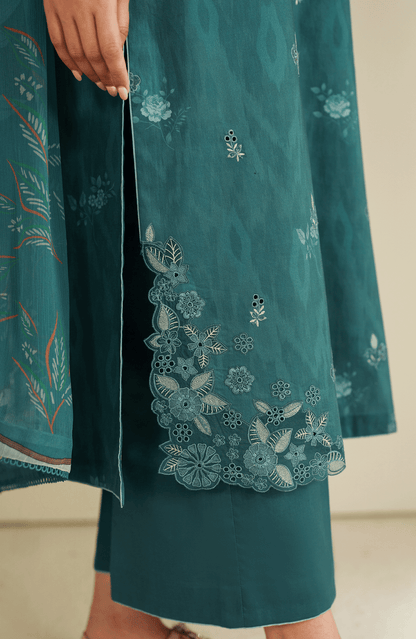 Seran | Ilara Cambric | CERINE - Pakistani Designer Dress - by Seran - Type : Ladies Clothes - 100% Original at Saira Sultan