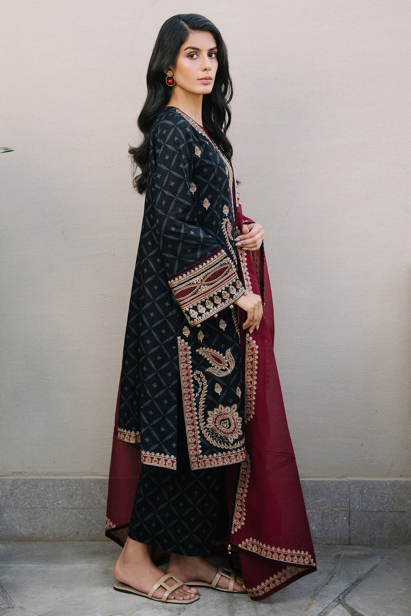 Jazmin | Summer Lawn 25 | USE-9140 S Black Lawn